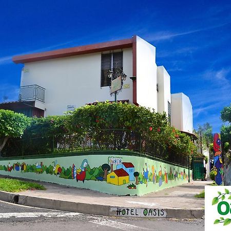 Hotel Oasis Сан Салвадор Екстериор снимка