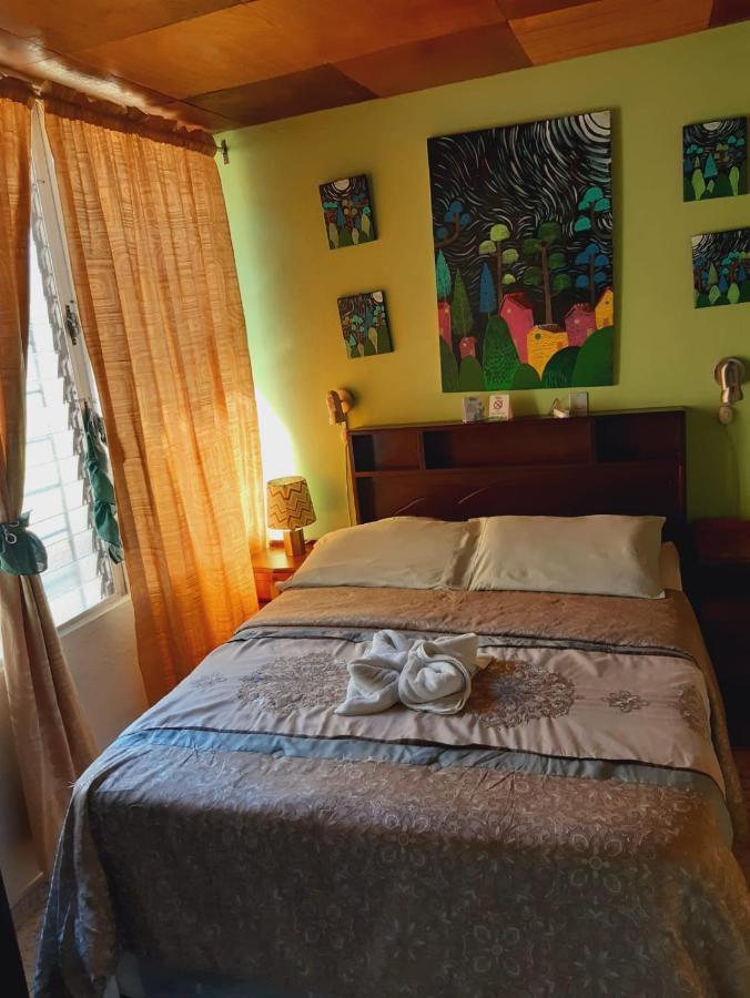 Hotel Oasis Сан Салвадор Екстериор снимка